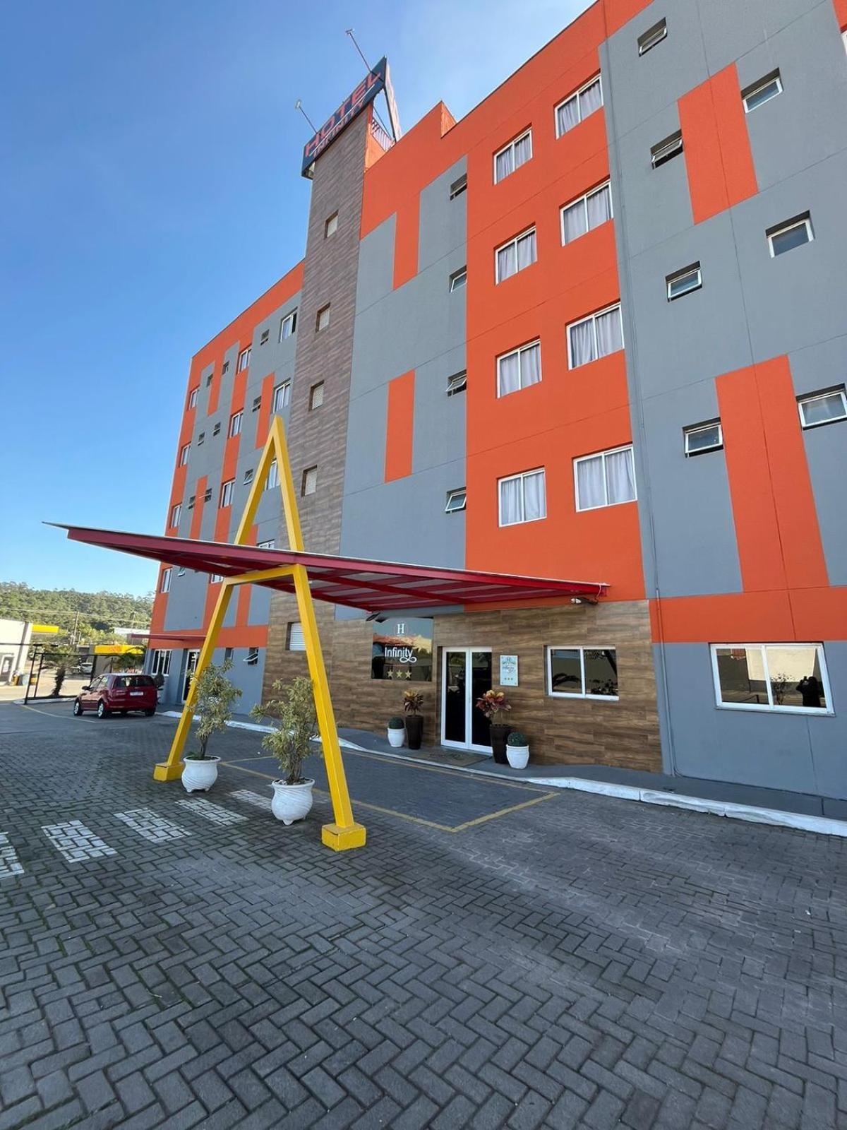 Hotel Infinity Maua  Exterior photo